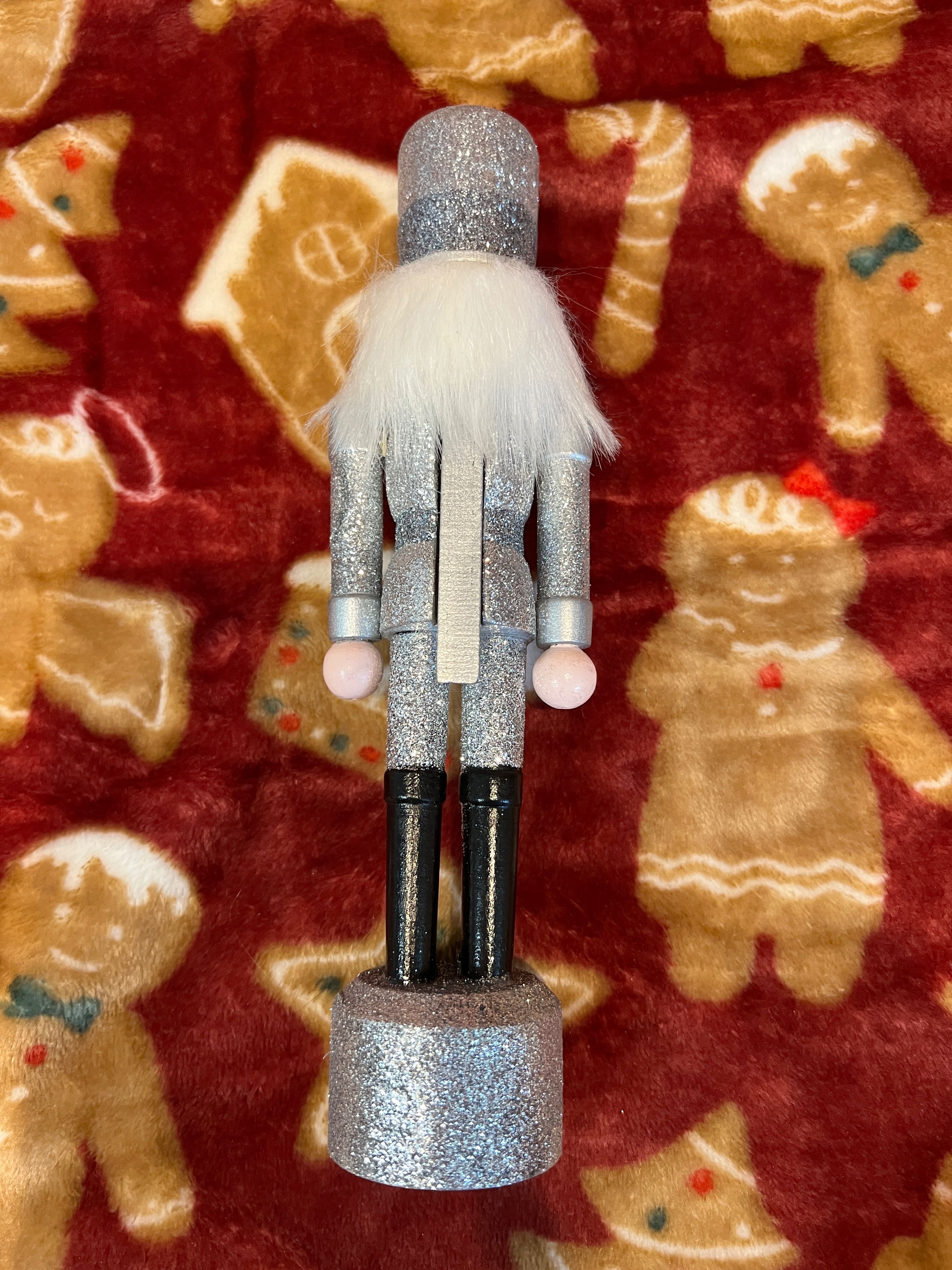 Dziadek do orzechów świąteczna ozdoba srebrny figurka brokat