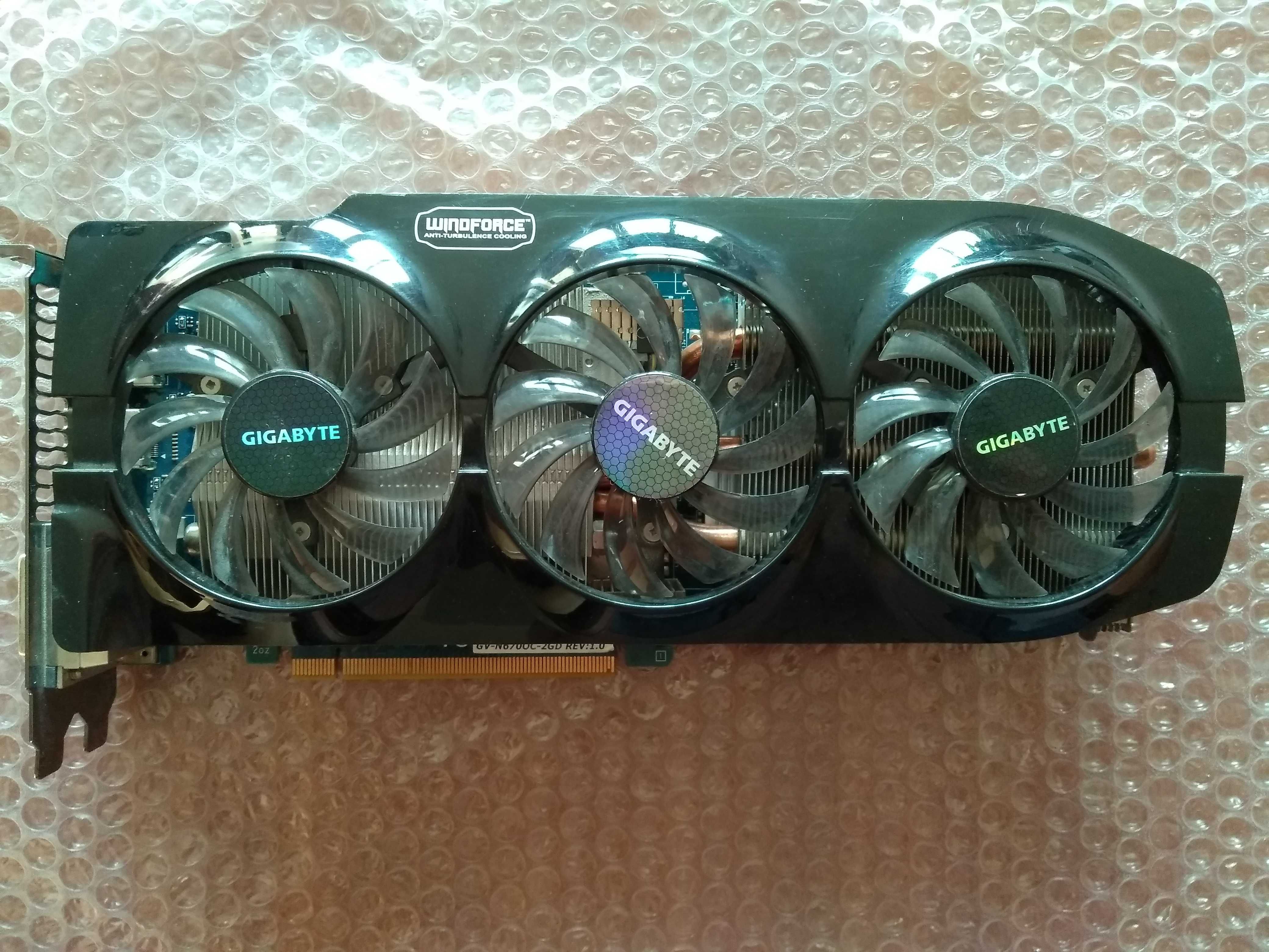 Видеокарта GeForce GTX 670 2GB GDDR5 (256bit) GV-N670OC-2GD