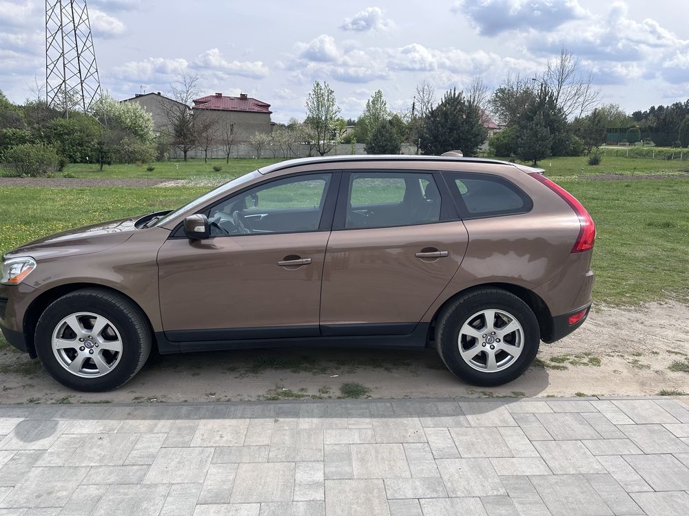 Volvo XC60 2.0 Disel D3 r. 2011