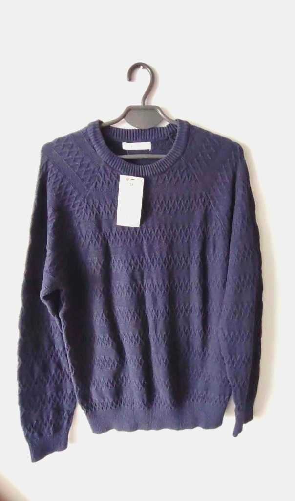 welniany ciemnogranatowy sweter męski,M