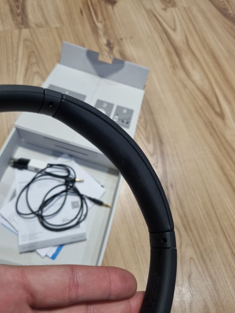 Słuchawki sony 720n czarne