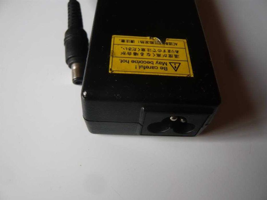 Carregador Liteon PA-1750 (15 V; 5A; 75 W)