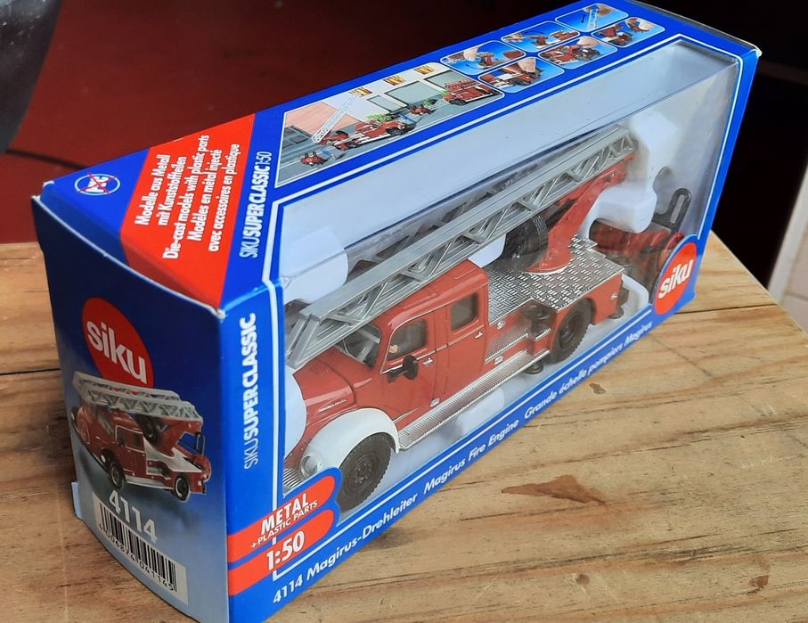 Siku 4114 magirus-drehleiter magirus fire engine bombeiros