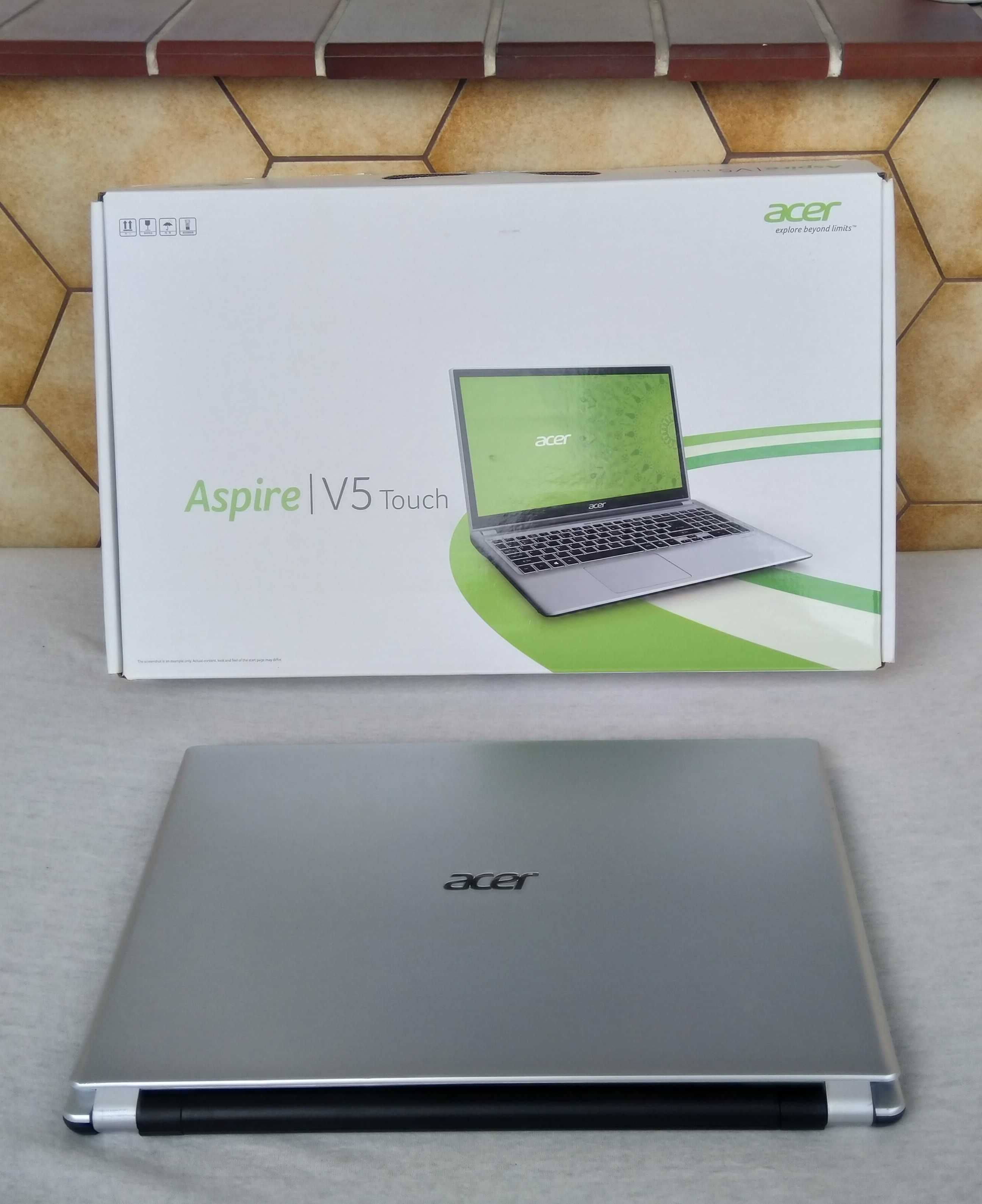 Acer V5-571P 15,6" DOTYK, i3/ SSD256GB/ 6GB RAM/ Intel HD Graphics