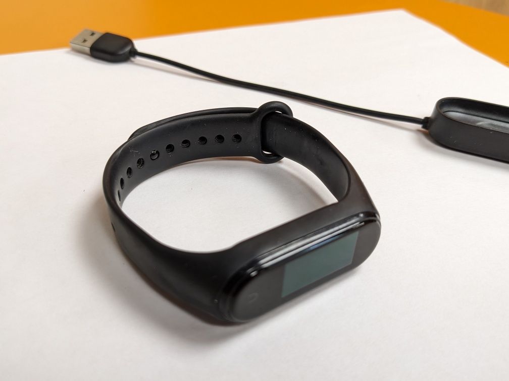 Фітнес браслет Xiaomi Mi Band 4 NFC