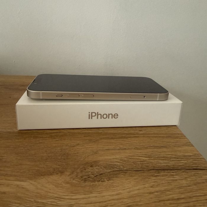 iPhone 13 128 GB bialy