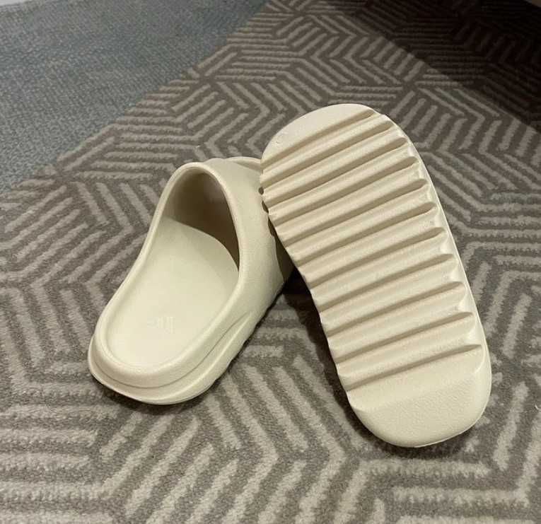 "Buty męskie i damskie" Klapki adidas Yeezyslide Biały Roz 41