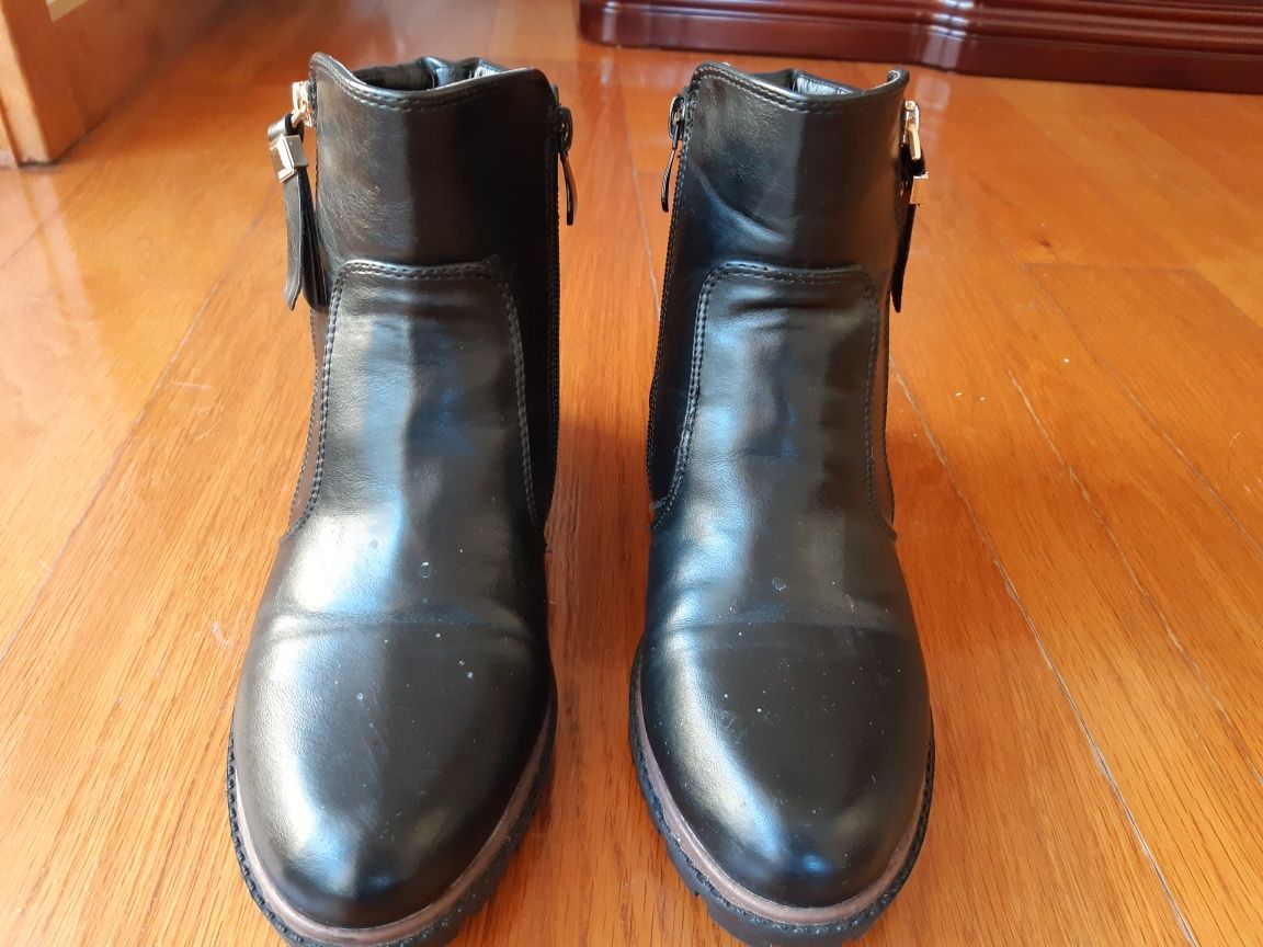 Vendo Botas Senhora