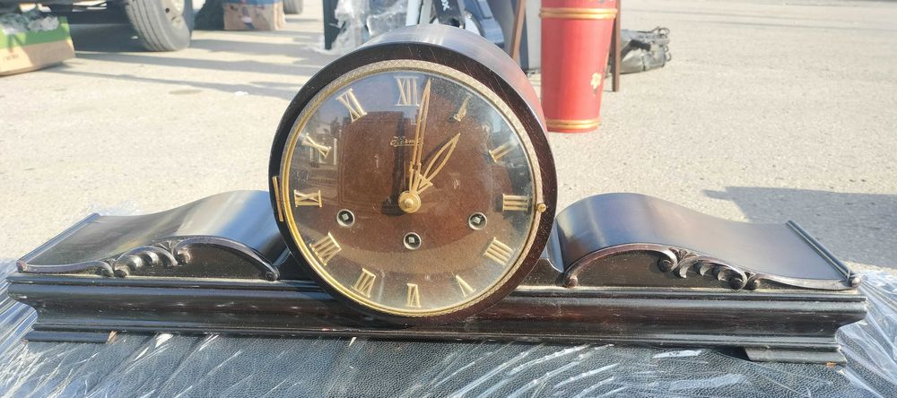 zegar kominkowy kwadransowy Hermle