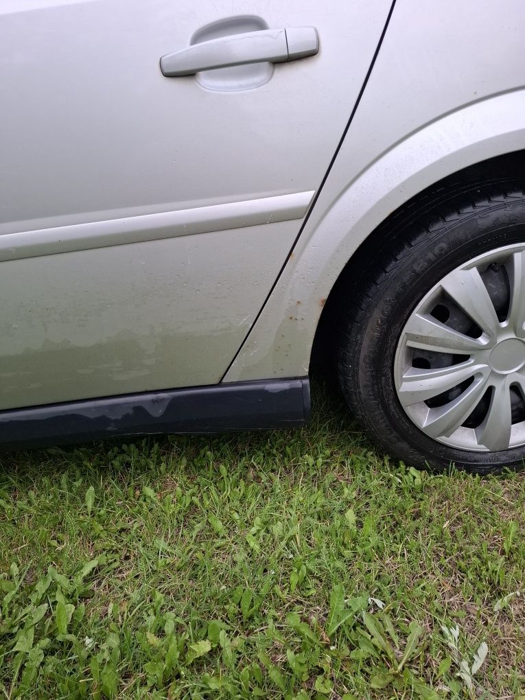 Vectra 1.9 CDTI 150 koni