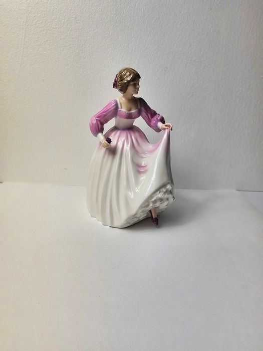 Piękna Figurka Porcelana Royal Doulton "ASHLEY" HN3420 19 cm Anglia