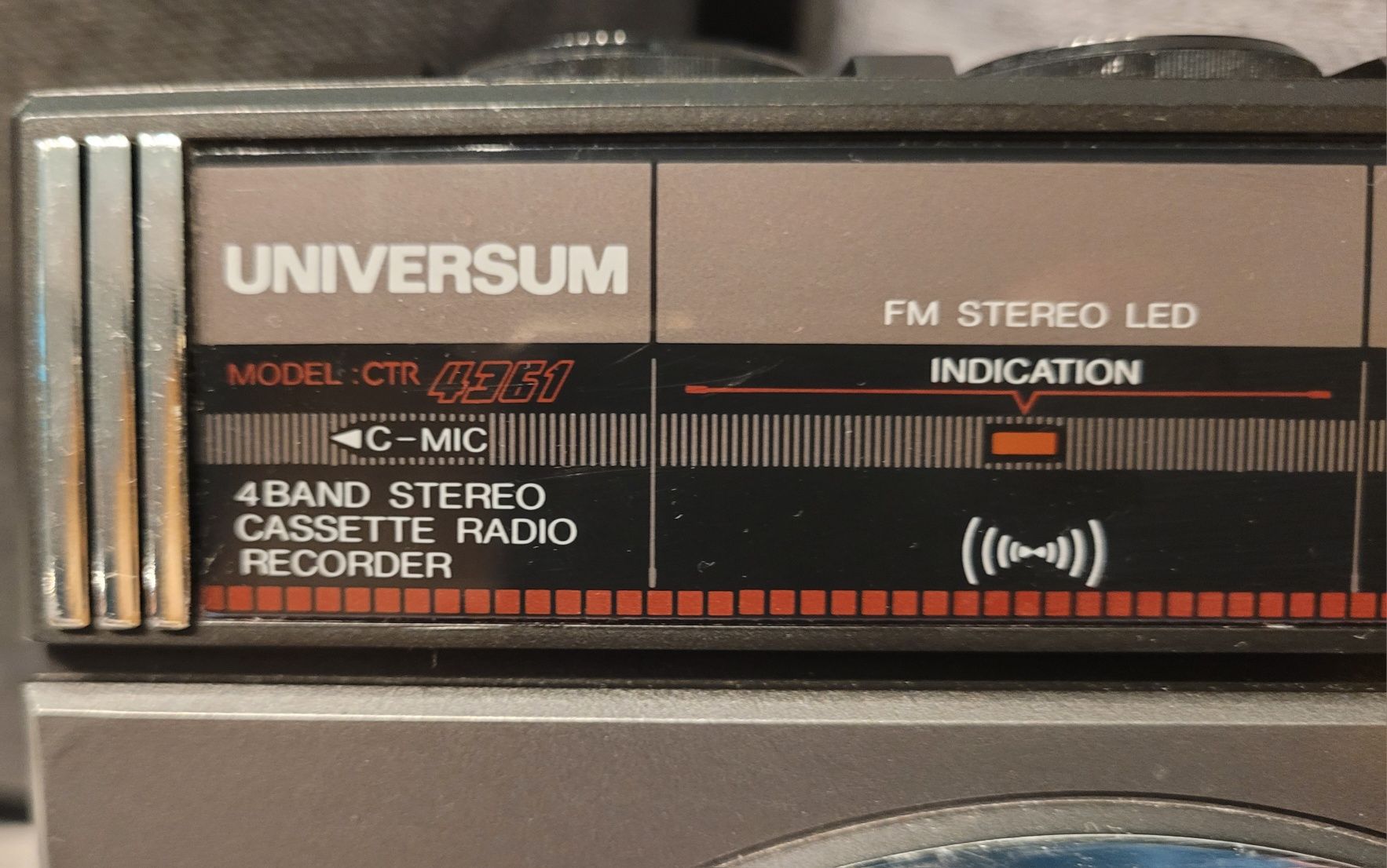 Uniwersum ctr 4361 radiomagnetofon