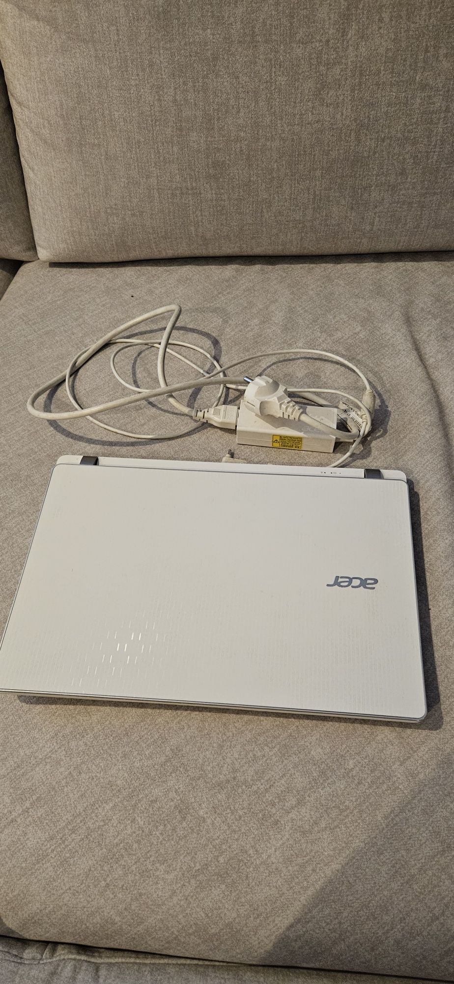 Laptop Acer Aspire V3-371-52Z9 i5 / 8GB RAM / SSD /