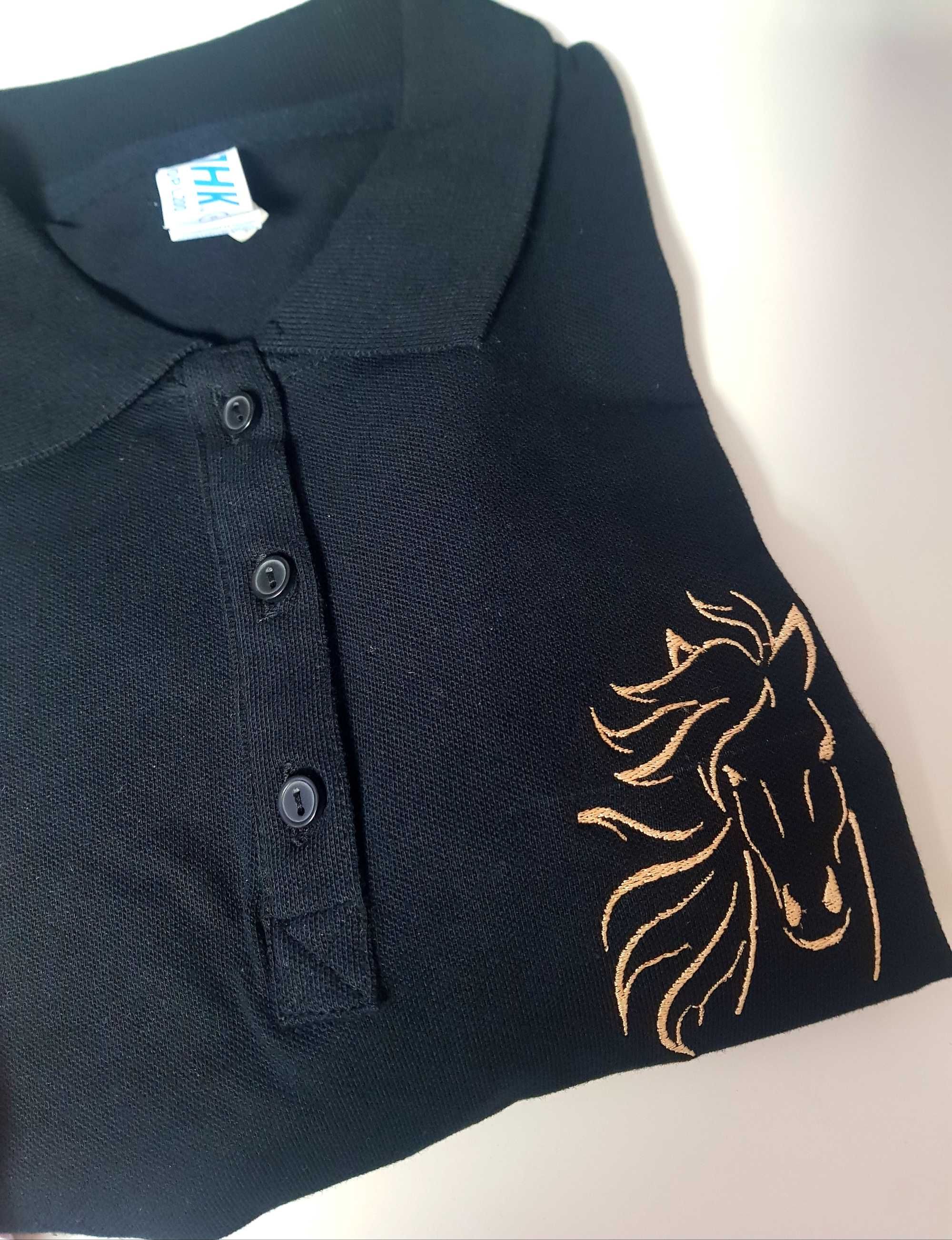 Zestaw koszulka polo z haftem konia i kubek prezent jeździectwo