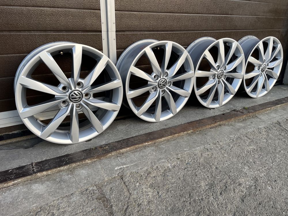 4x felgi aluminiowe Alufelgi 5x112 r17 et48 6J Oryginalne Volkswagen