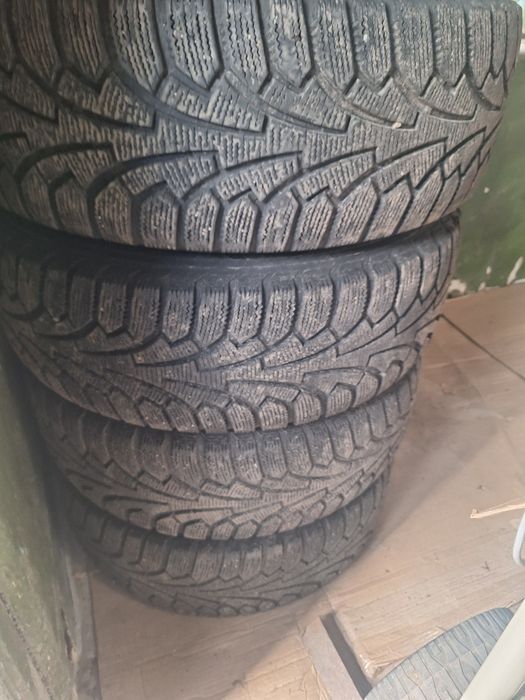 Продам зимові Автошини Nokian Nordman RS2 205/65 R15 99R XL з дисками!