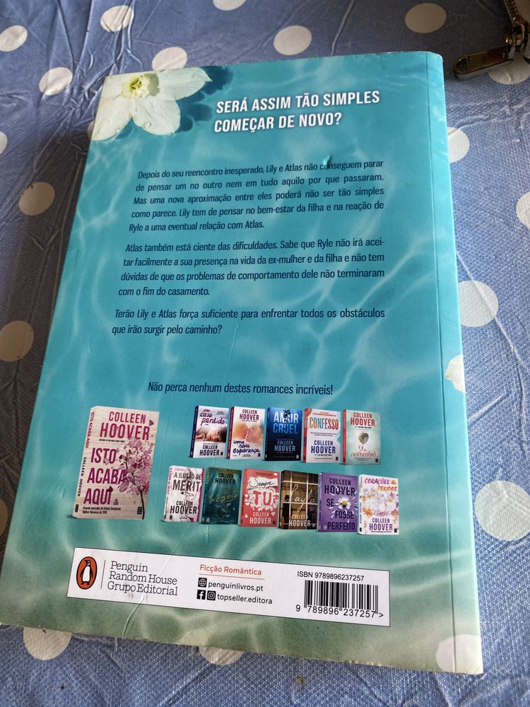 Livro “ Isto comeca aqui “ Colleen Hoover