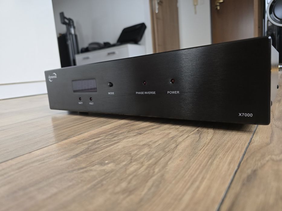 Dynavox X7000 kondycjoner sieciowy