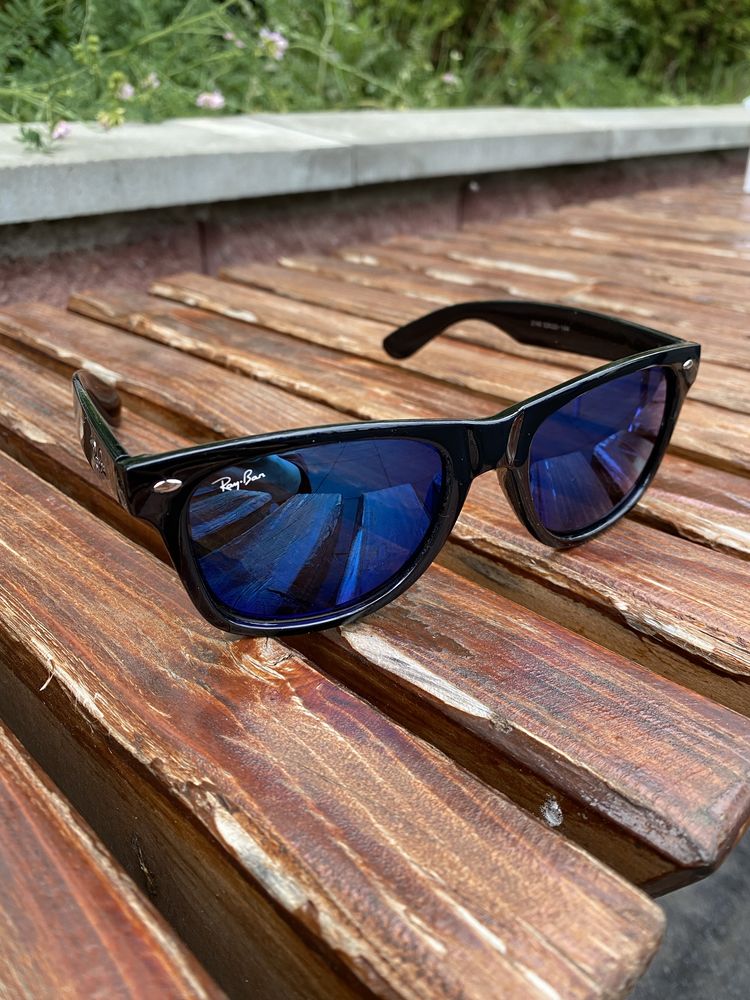 Солнцезащитные очки Ray Ban Wayfarer с синими линзами 2140 унисекс