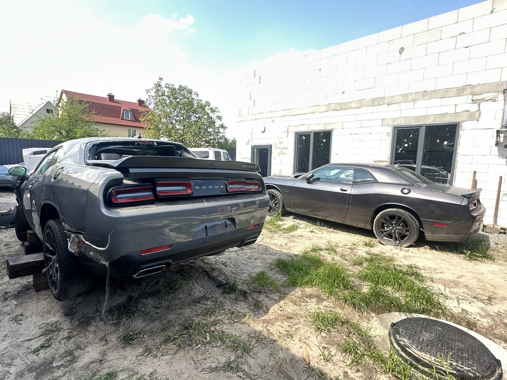 Dodge Challenger, hemi, по запчастинах