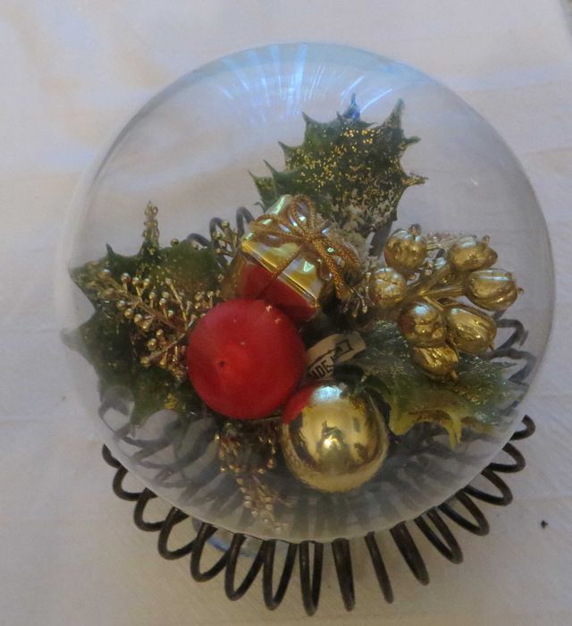 Centro Mesa Tômbola Natal, vidro, base espiral, em metal bronze