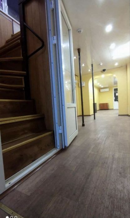 Продається комерційне приміщення в центрі міста