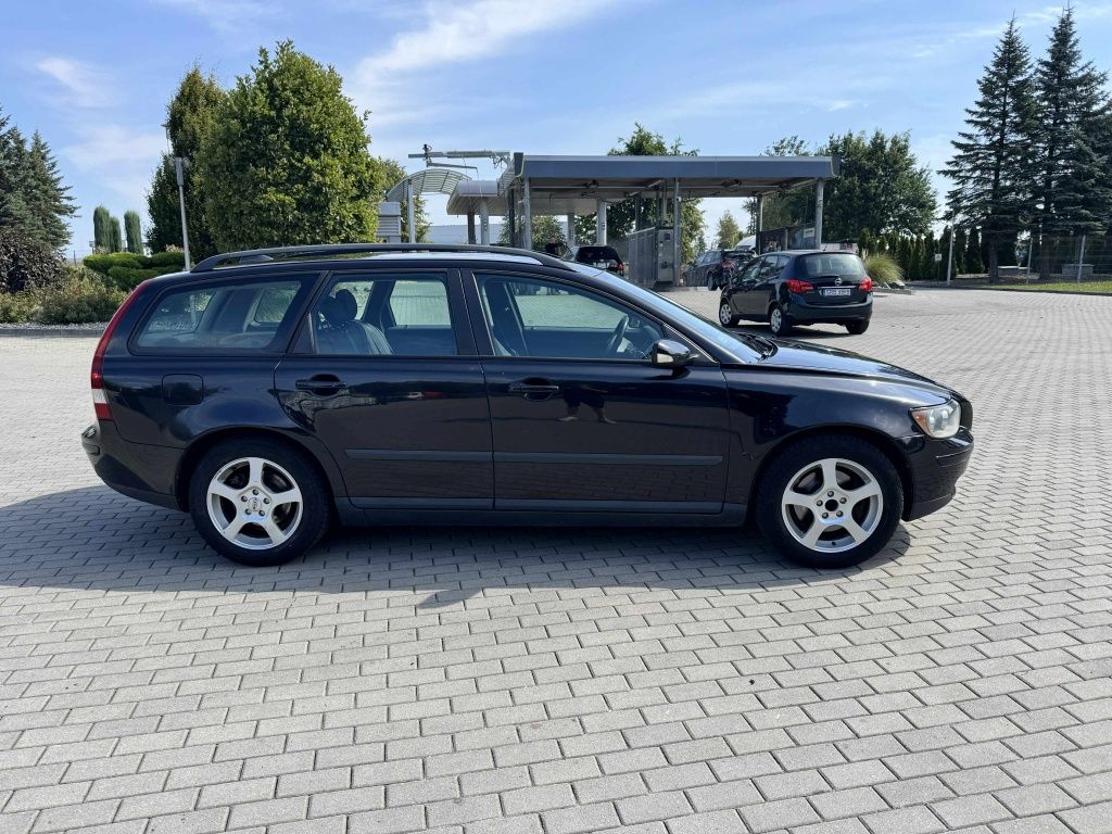 Volvo v50 2.0D  136KM