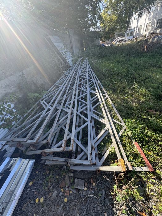 Продам металеві ферми  11 штук