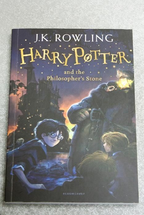 Гаррі Поттер англійською J. K. Rowling Harry Potter and the philosophe