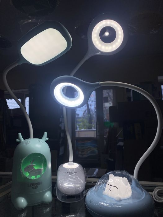 Світлодіодні настольні лампи