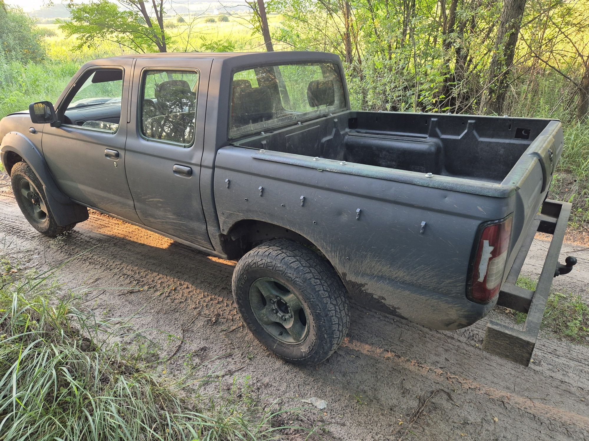 Нісан Navara d22