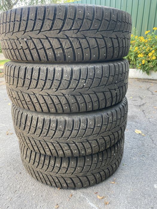 Шини 215.65 R 16 зима