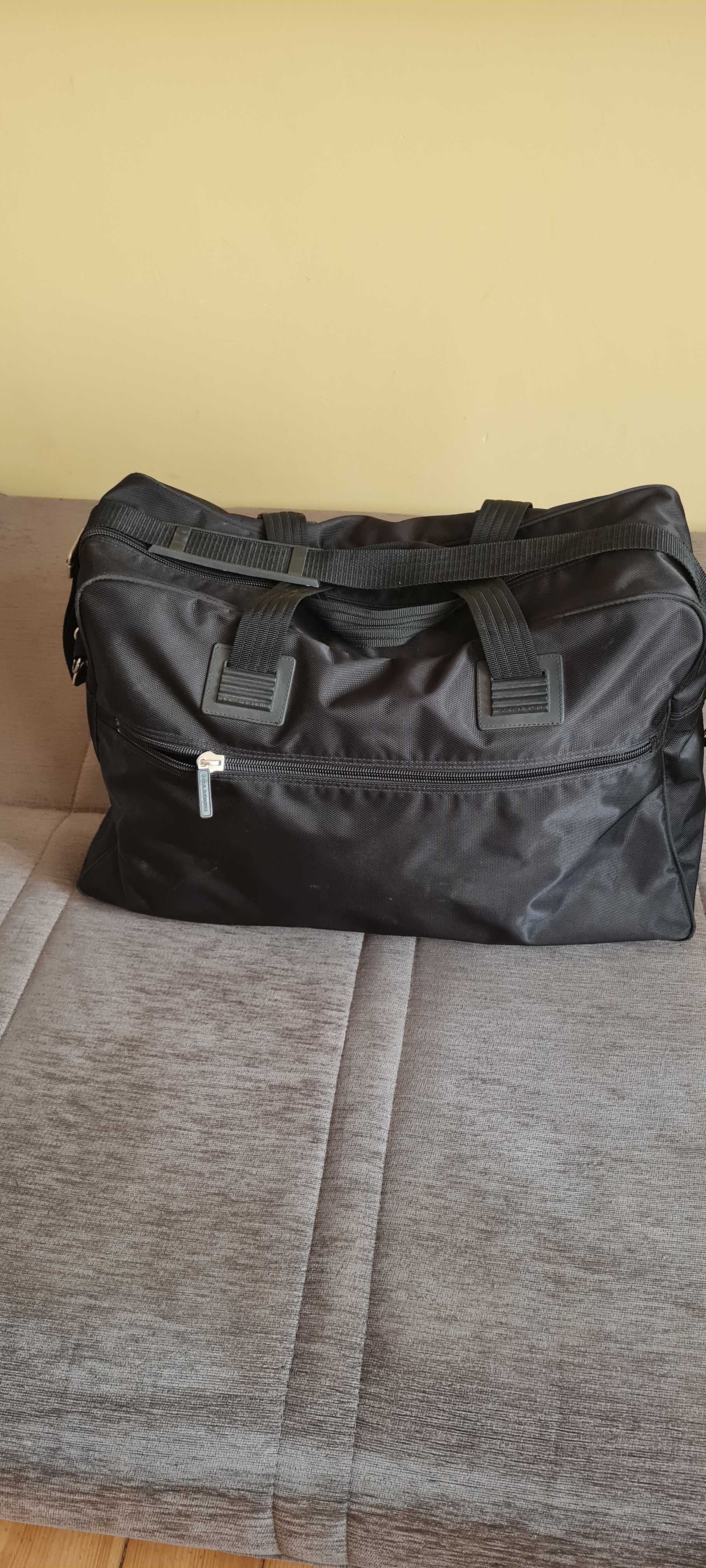 Torba turystyczna czarna firmy Benetton,super stan ,tanio,okazja!