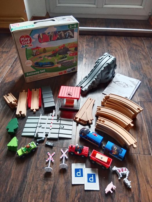 Kolejka tory droga pociagi Duży zestaw Playtive junior drewniane tory