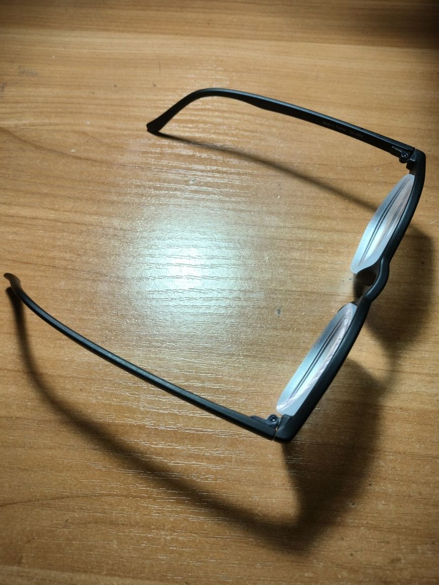 Продам окуляри для зору -13.0
