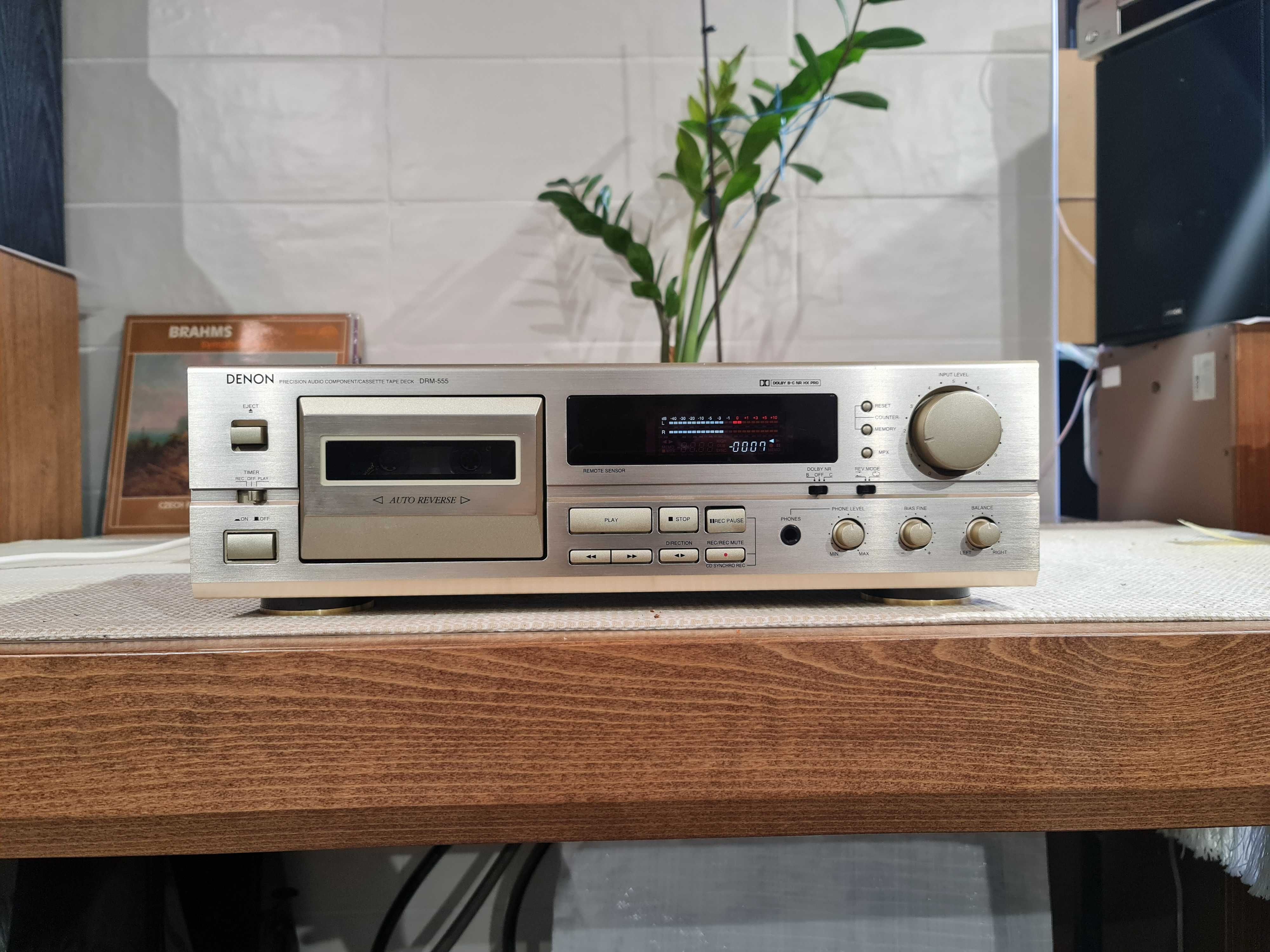 Касетна дека Denon DRM-555