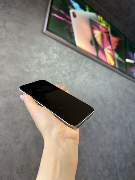 IPHONE 15Pro 128 White Titanium Neverlock Костюшка,5 igrand