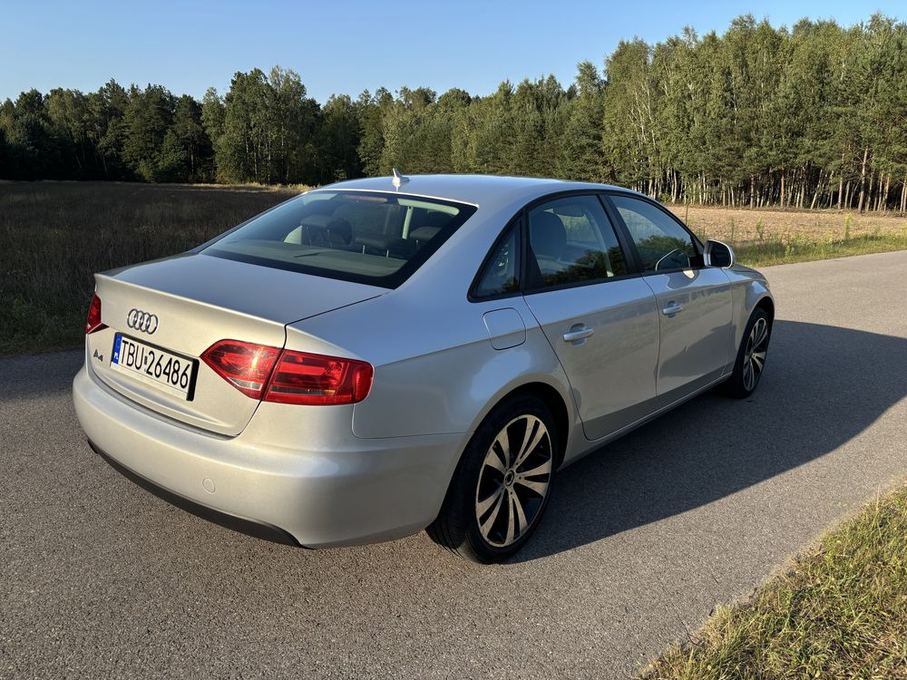 Audi a4 b8 2.0tdi Sedan Fajny stan!