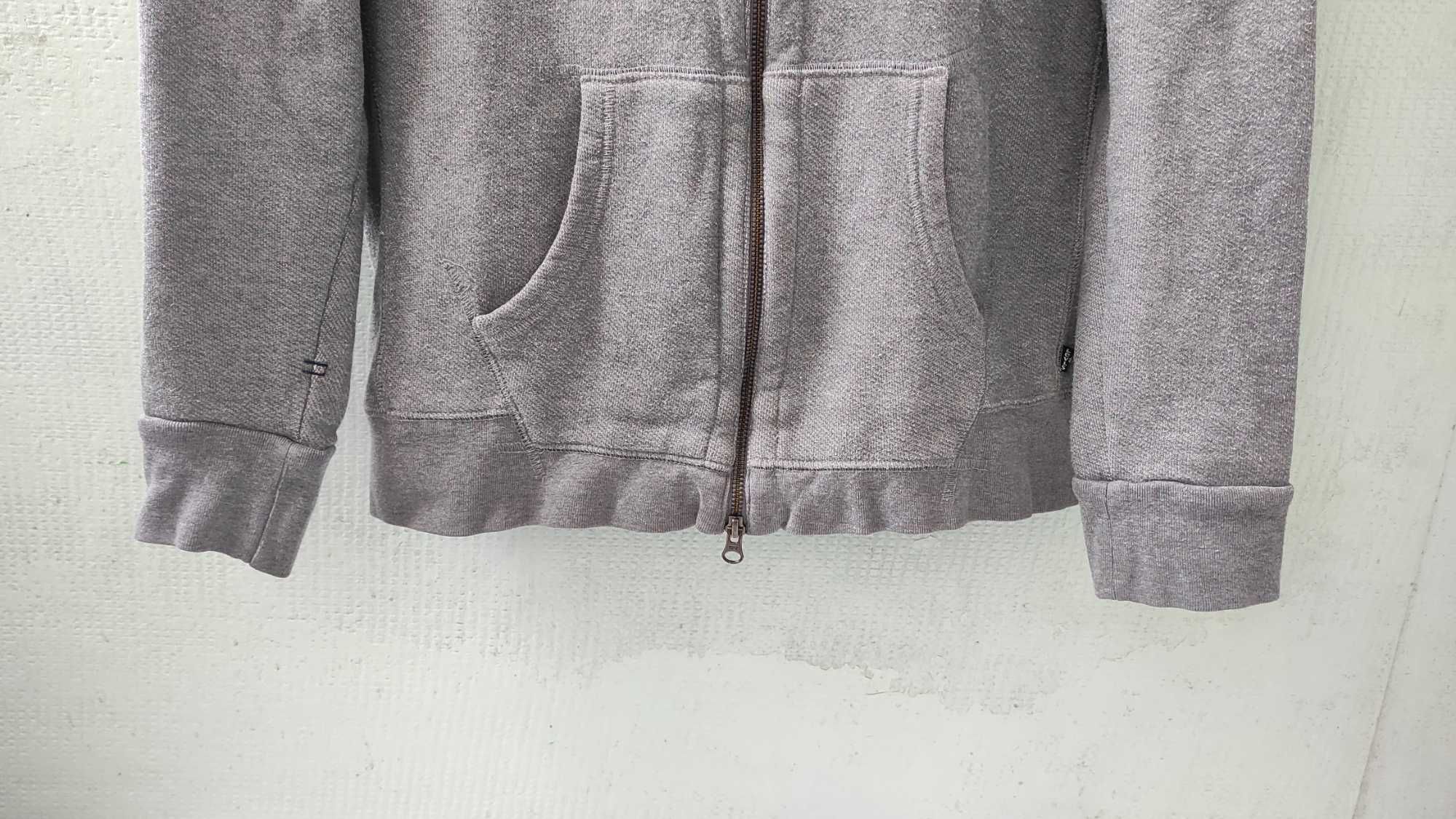 Худі чоловічий Levis 

розмір: M
