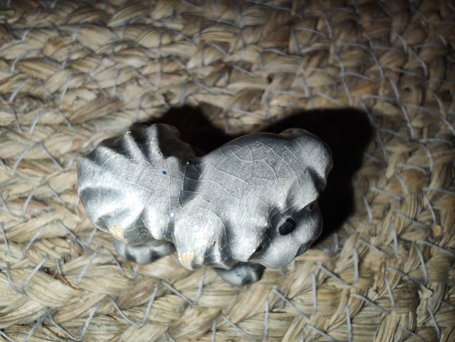 Figurka kolekcjonerska, pies pekińczyk, Kuka W. Rydz