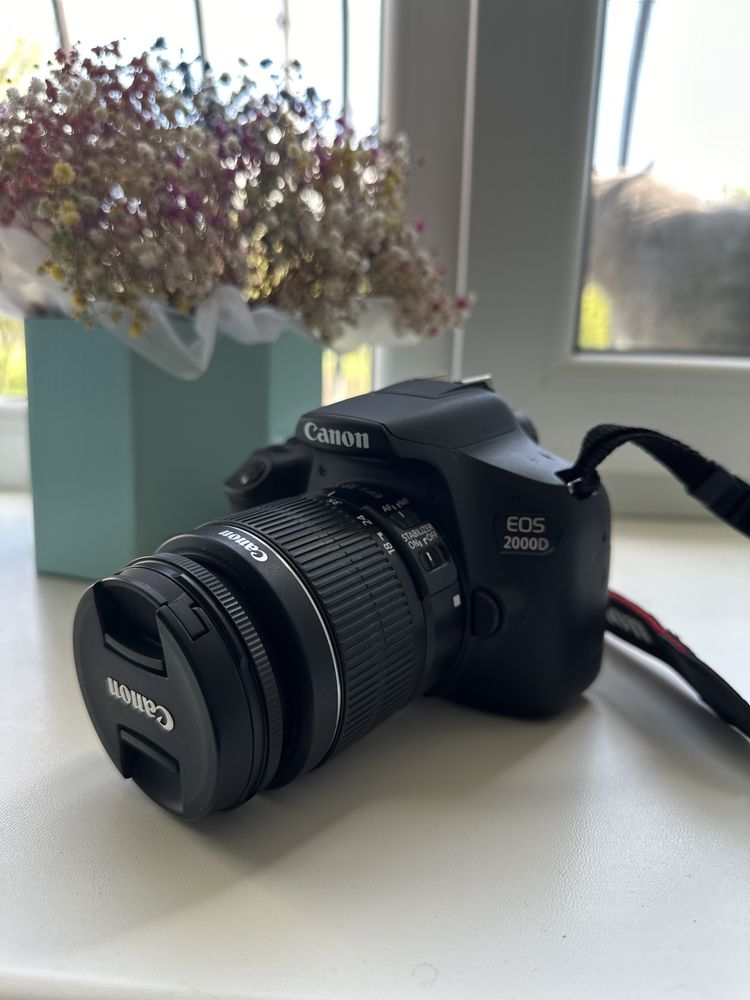 Canon EOS 2000D Kit [18-55 mm]