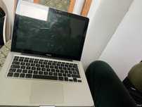 Sprzedam uszkodzonego Macbooka