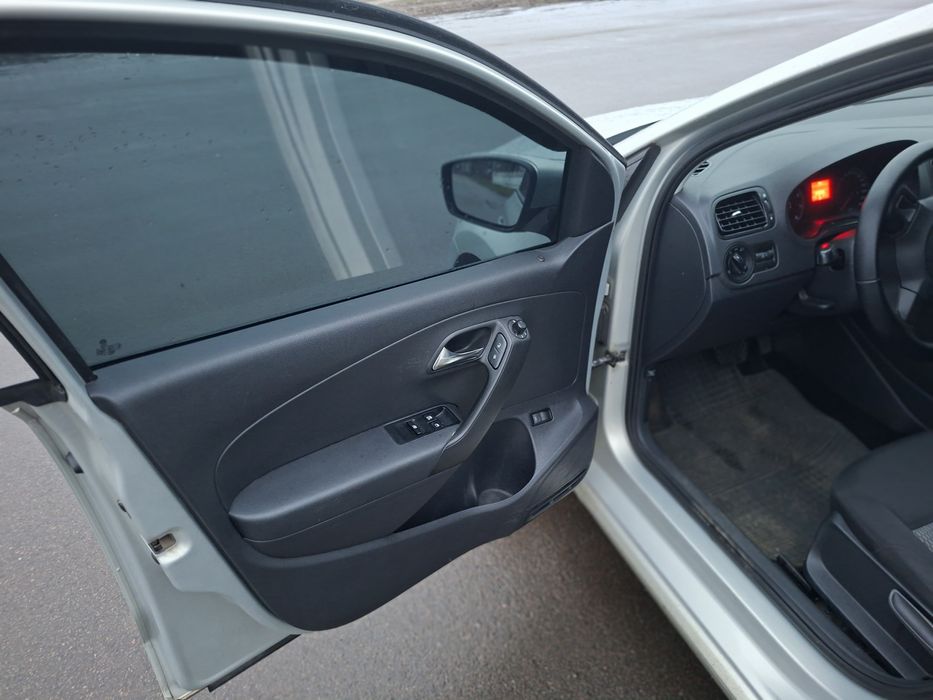 Продам Фольцваген Поло 2013р