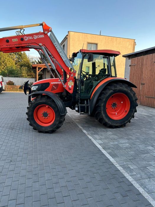 Kubota M9960 .2930MTG 2014ROK SALON POLSKA M9960 new holland case