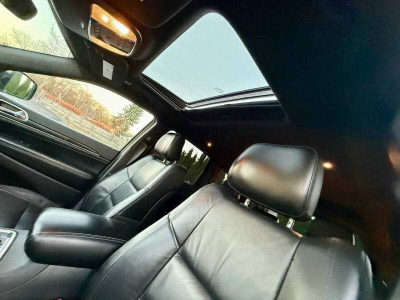 2017 Jeep Grand Cherokee