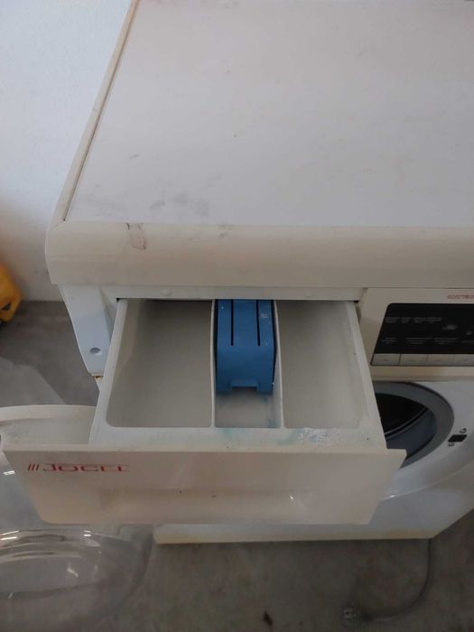 Máquina de lavar roupa jocel
