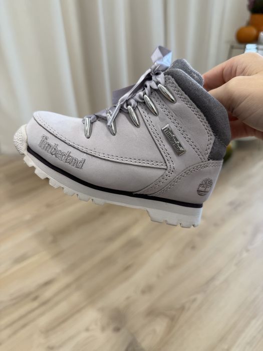 Buciki Timberland trapery dziecięce r.25