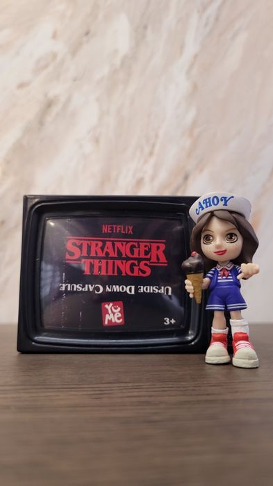 Капсула-сюрприз з колекційною фігуркою Дивні дива Yume Stranger Things