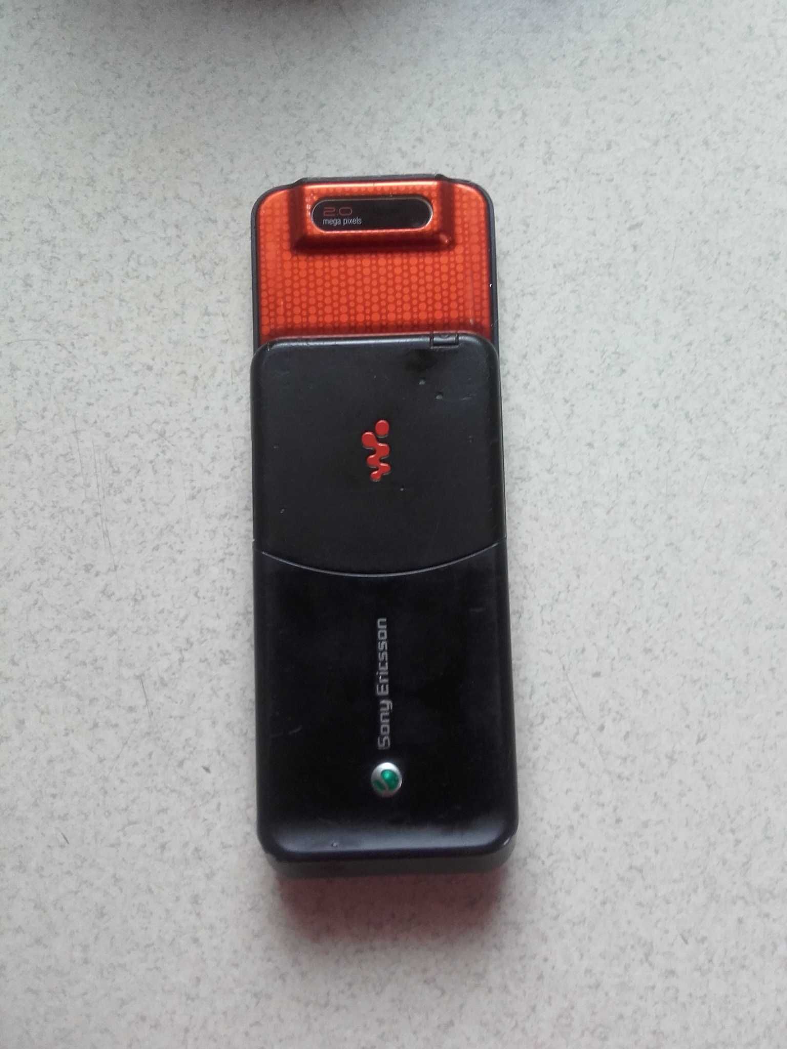 Продам Sony Ericsson s500i