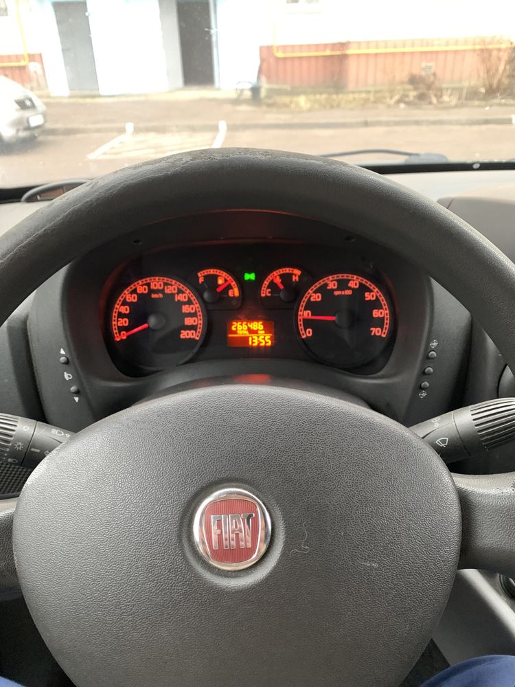 Продам Fiat Doblo 2008